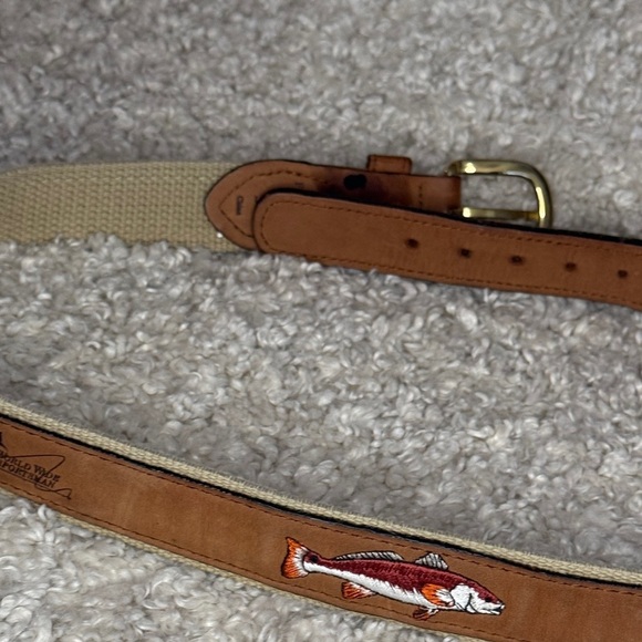 World Wide Sportsman Redfish Embroidery Full Grain Leather Belt for Men - Picture 3 of 11